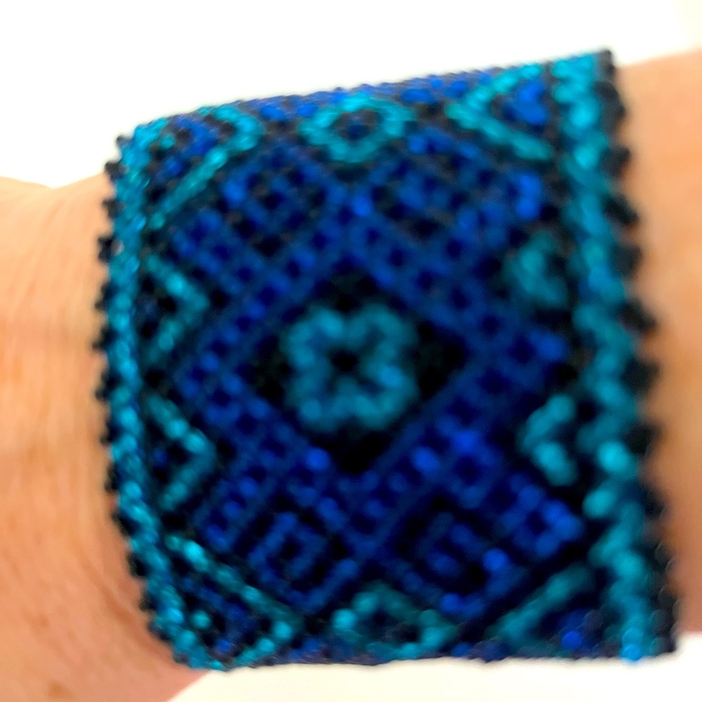 BEADED BRACELET